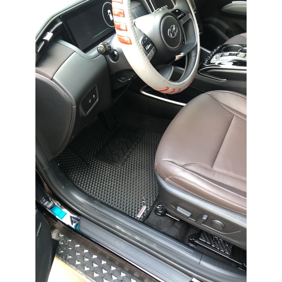 Thảm lót sàn ô tô Medicar xe Hyundai Tucson - chống nước, không mùi, ngăn bụi bẩn
