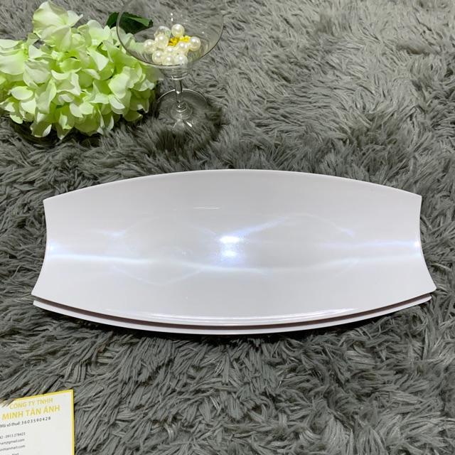Đĩa oval màu trắng DOV29