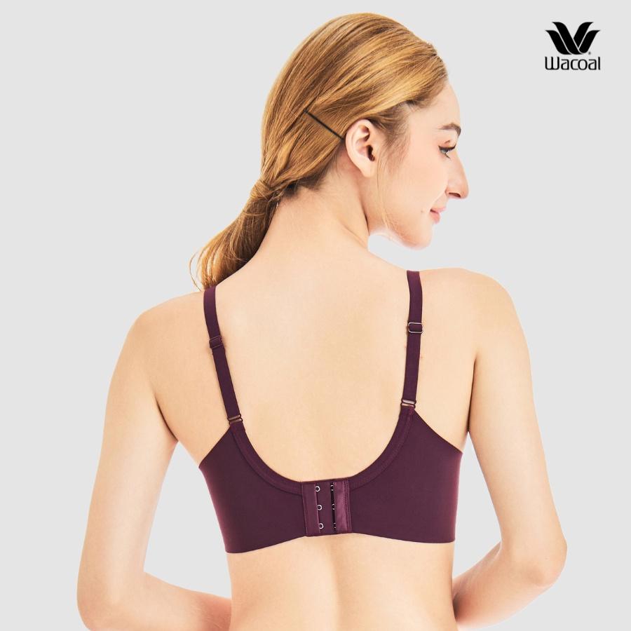 Áo lót Wacoal không gọng, nâng vừa, cup 3/4, trơn, dây liền, mút đúc IIB5376