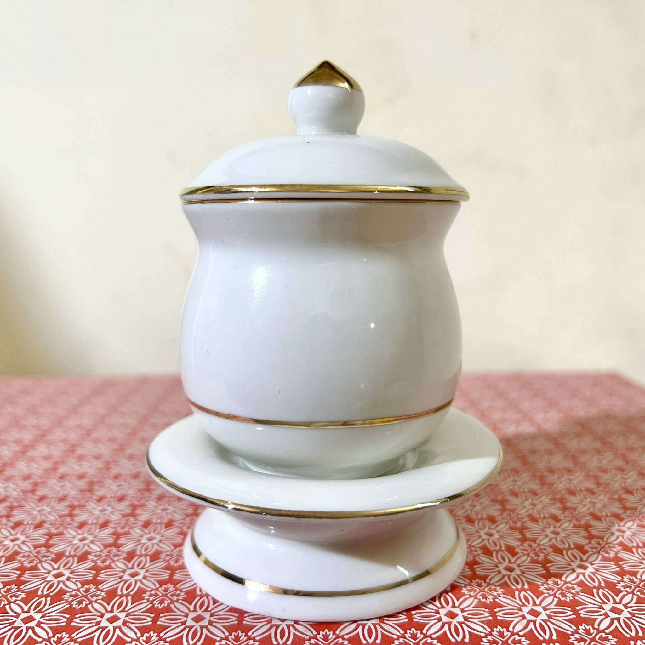 Hủ đựng muối gạo họa tiết đá hoa cương vàng 2 cỡ cao 7cm và 11cm
