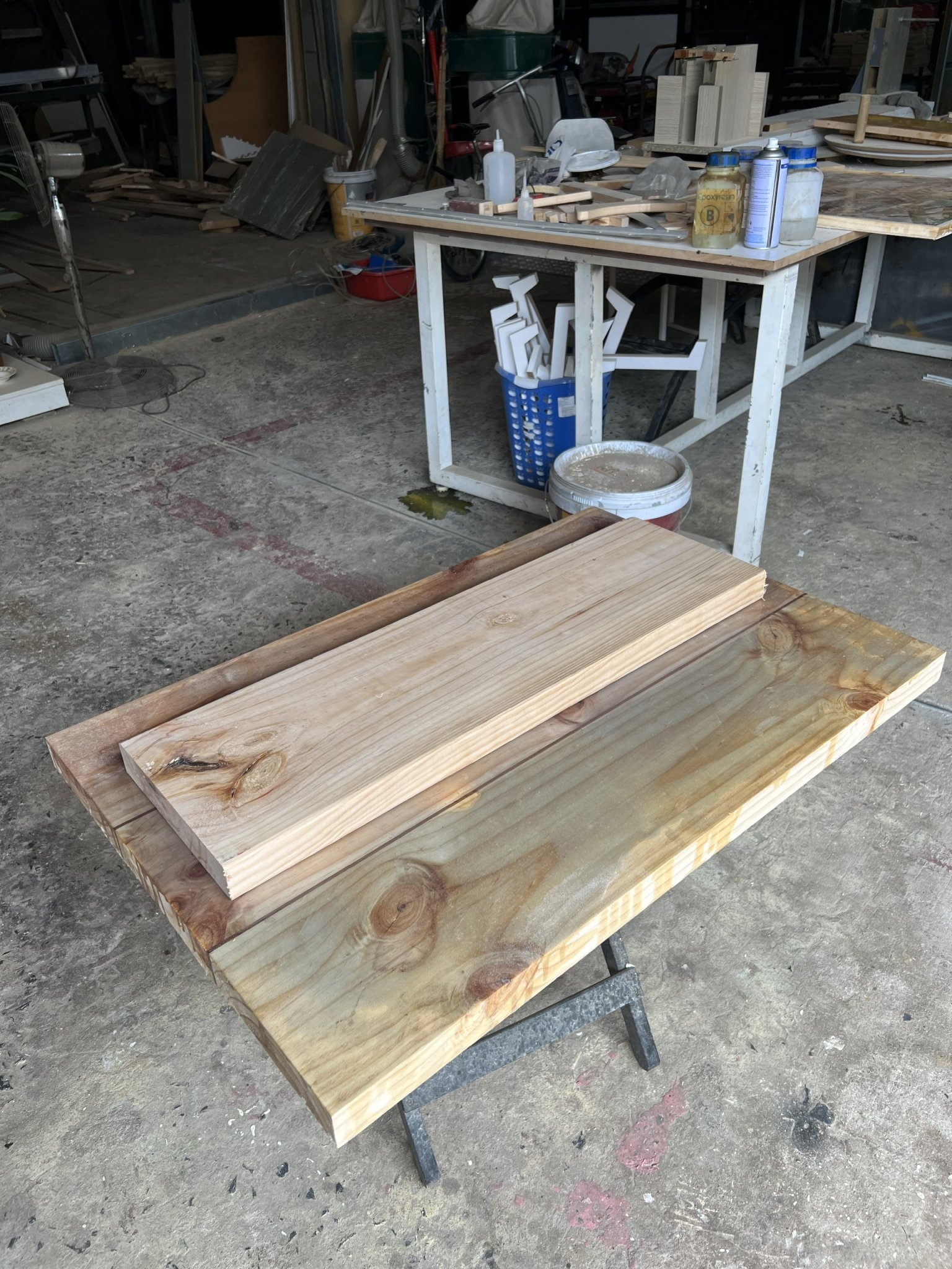Tấm gỗ thông nguyên khối 80x24x4