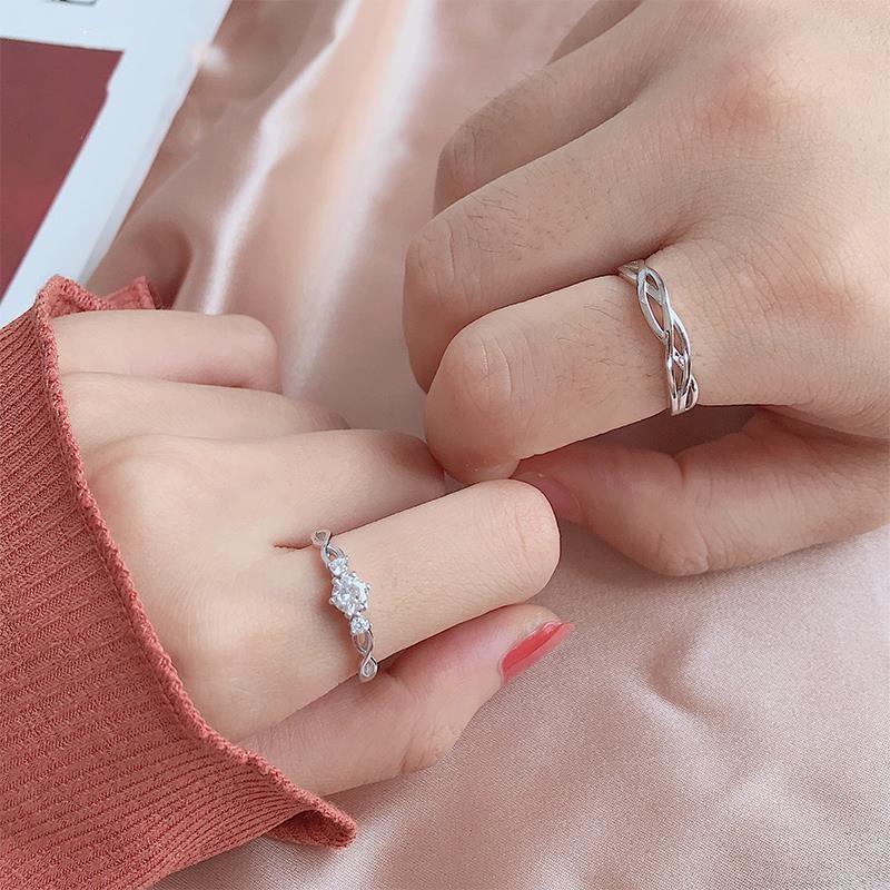 Nhẫn đôi AKING LUXURY AK03 cao cấp, nhẫn bạc nam trơn uốn lượn, nhẫn bạc nữ điểm xuyến đá tinh tế, mới nhất 2021