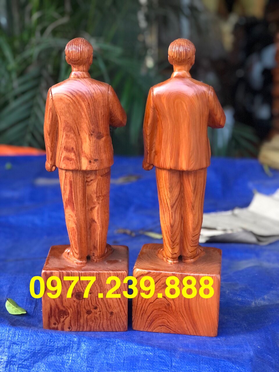 Tượng bác hồ gỗ hương 40cm