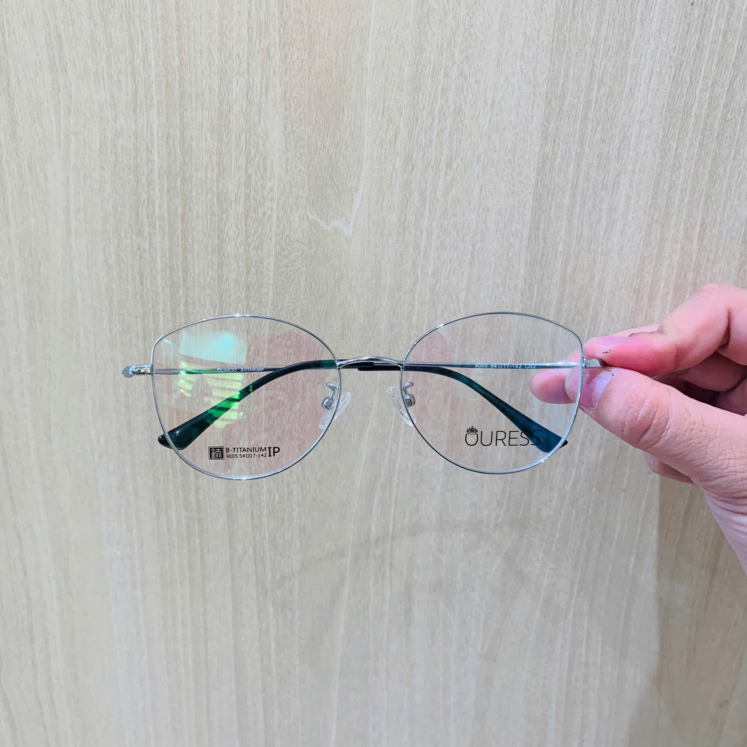 Gọng kính titanium 9005 thời trang nam nữ cao cấp siêu nhẹ siêu bền OURESS