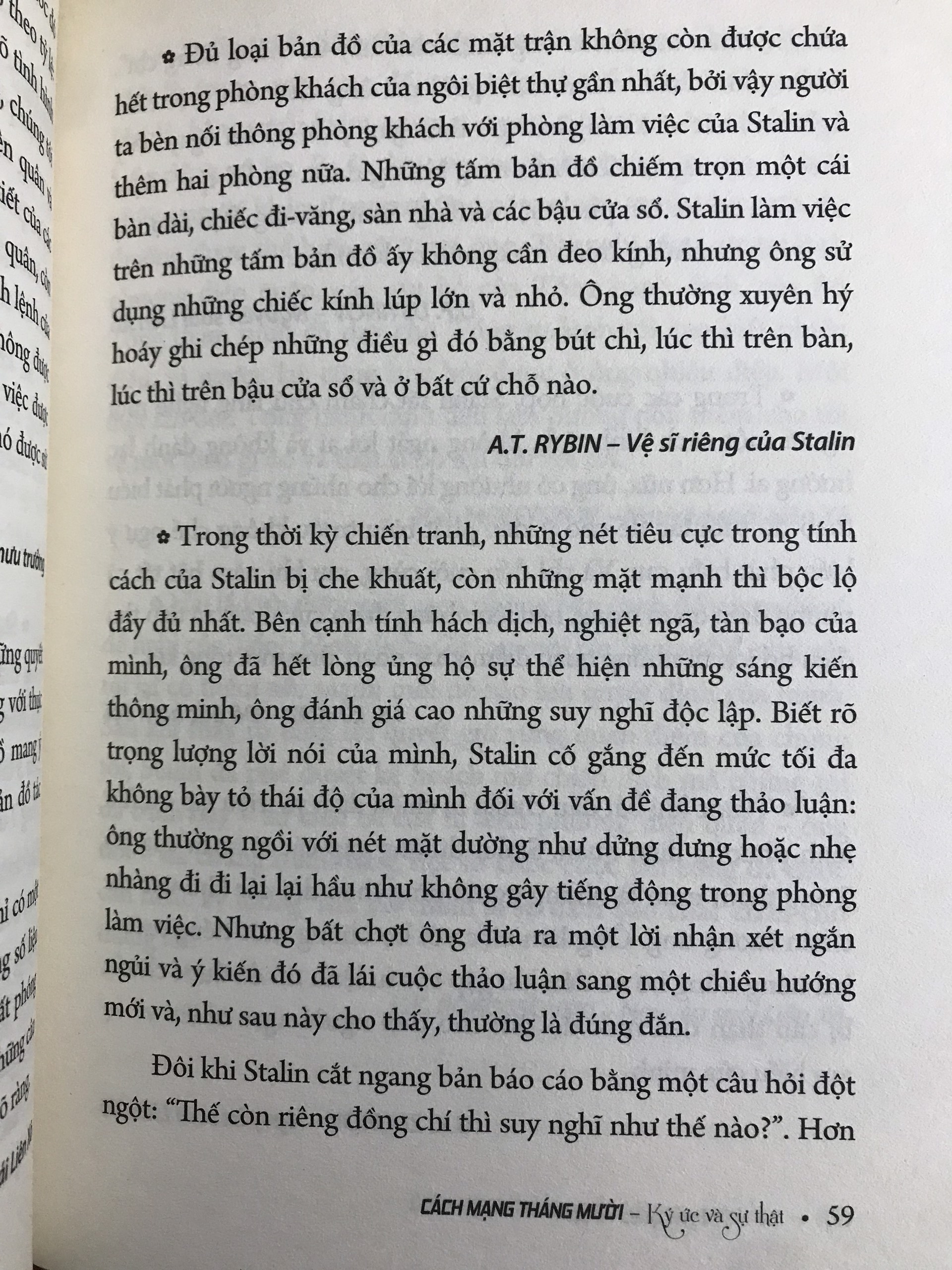 Cách Mạng Tháng Mười Nga - Ký Ức Và Sự Thật