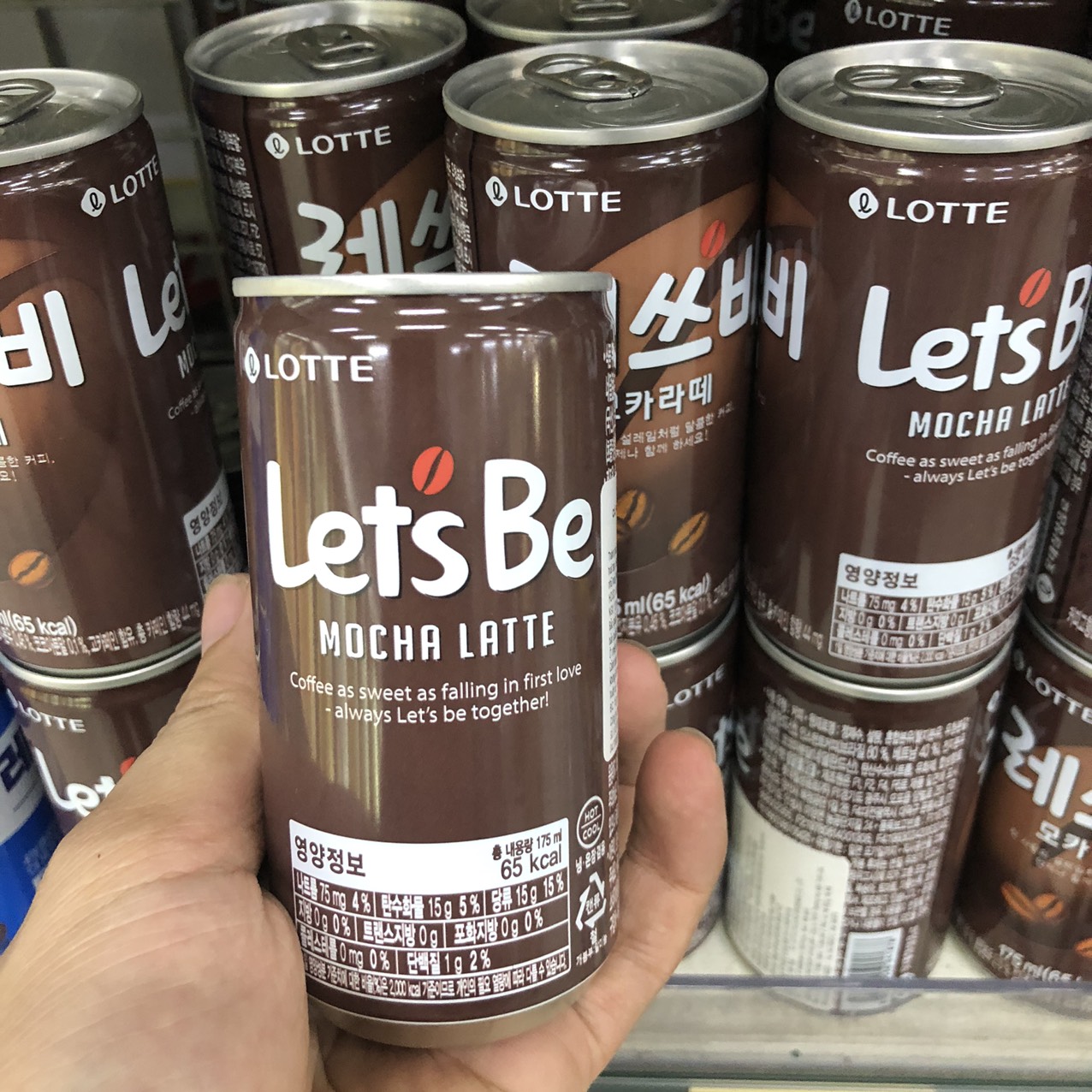 Cà Phê Uống Liền Let's Be Mocha Latte Lotte Hàn Quốc  Lon 175ml