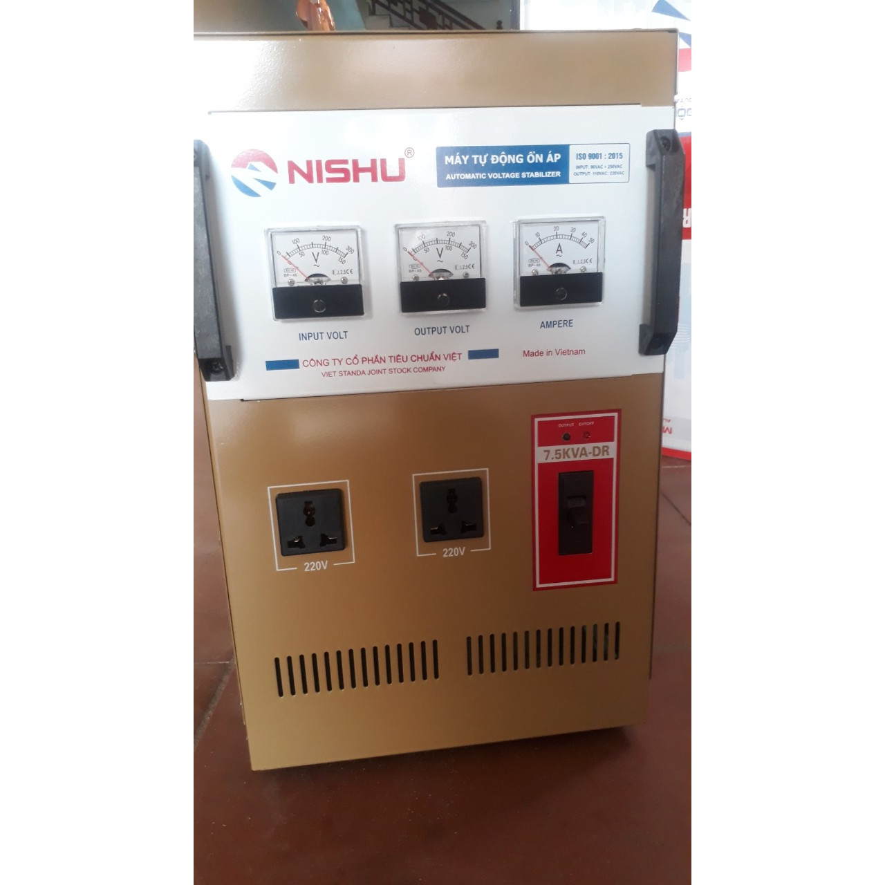 ỔN ÁP NISHU 7.5KW GIẢI 90-250V THM CÓ 3 ĐỒNG HỒ