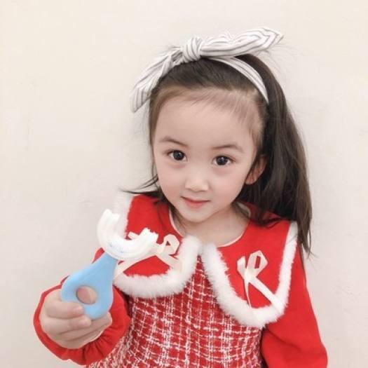 Bàn chải đánh răng cho bé chịu được lực cắn, cho bé từ 2 tuổi - 6 tuổi