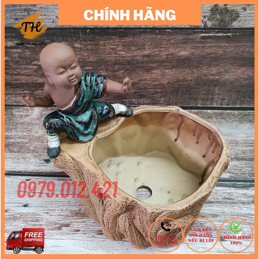 Chậu tượng Chú Tiểu tập võ mini gốm Bát Tràng trồng bonsai cây cảnh để bàn trồng cây cảnh