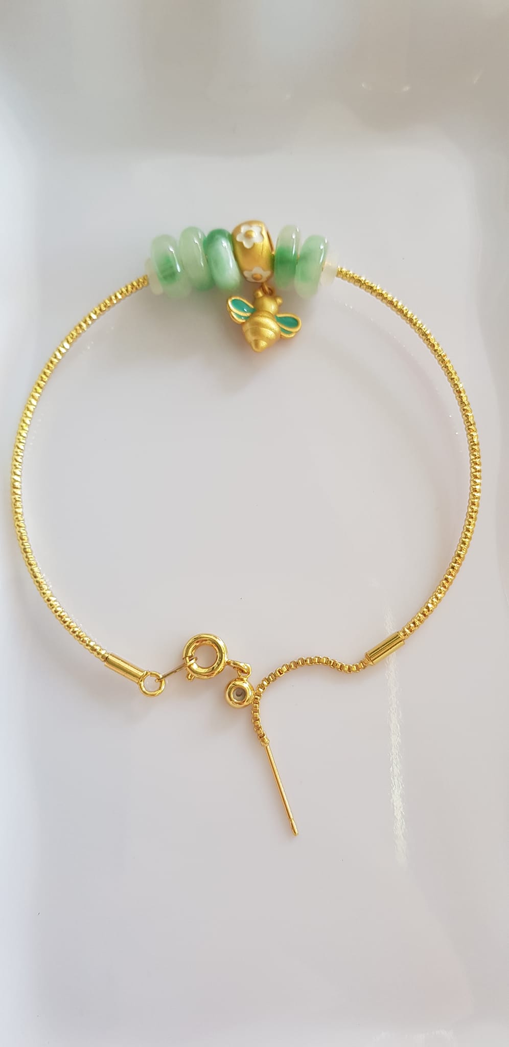 Vòng Tay charm xinh đẹp 5 đồng tiền đá cẩm thạch tự nhiên Vòng tay phối charm hình Chú Ong Xinh xắn vòng màu vàng khoen rút xinh Nữ đeo dễ thương ạ