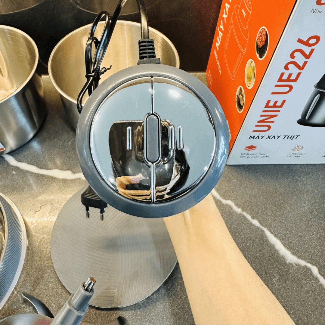 Máy Xay Thịt Cao Cấp Unie UE-226 , 2 Cối Inox, Có Lưỡi Bóc Hành Tỏi, Hàng Chính Hãng