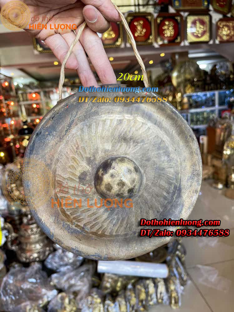Cồng Chiêng Bằng Đồng Nguyên Chất Đường Kính 20cm Có Tặng Dùi Đi Kèm