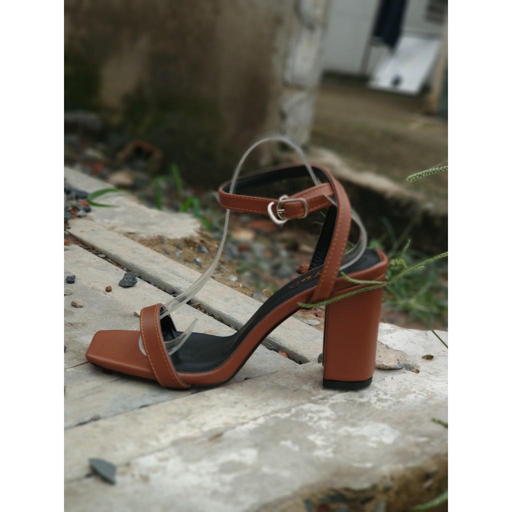 Sandal cao gót 11cm gót vuông