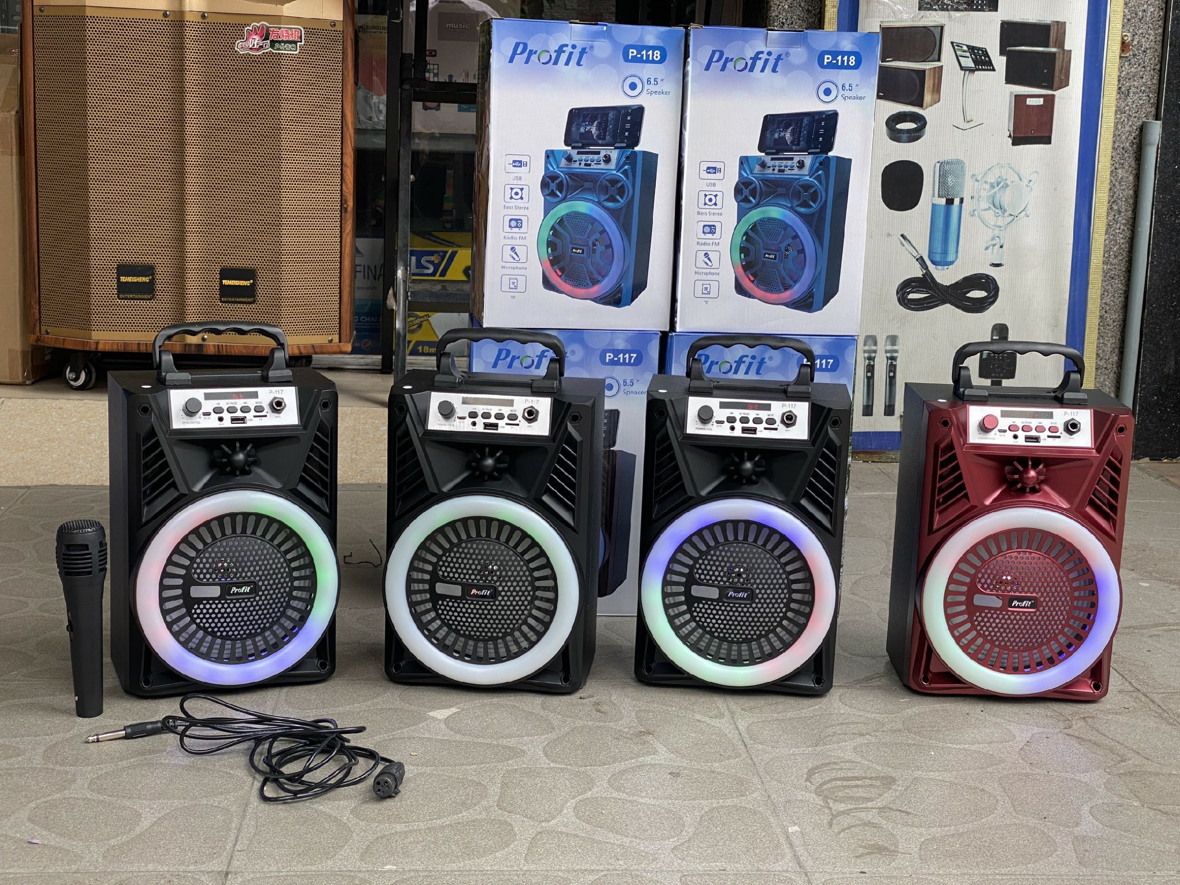 Loa bluetooth karaoke Profit P118/P117 - Bass 6.5 inch, kèm đèn led bắt mắt - Tặng 1 micro có dây - Đầy đủ kết nối Bluetooh, AUX, USB, TF card - Loa xách tay du lịch âm thanh mạnh mẽ, ấn tượng - Hàng nhập khẩu