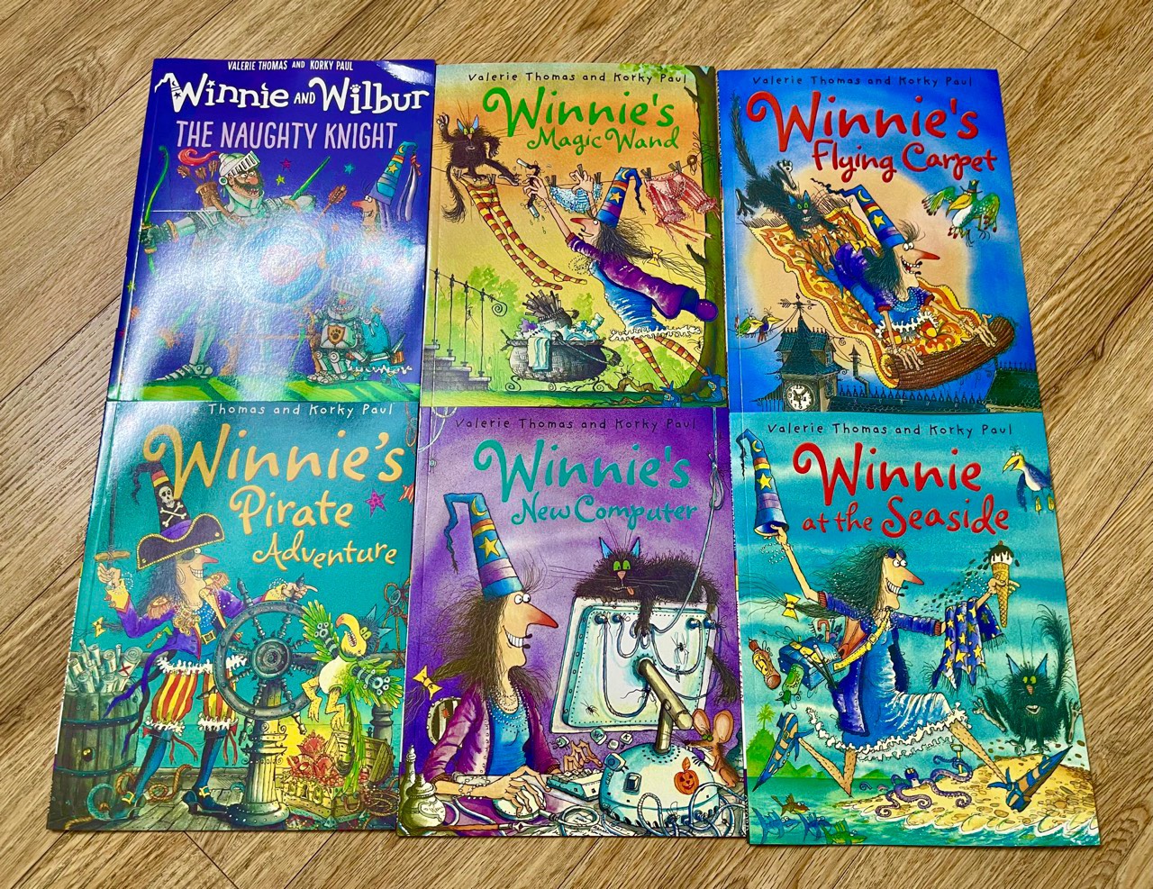 WINNIE THE WITCH-18q-nhập khẩu