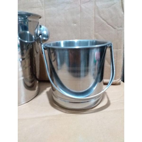 Xô đựng đá bằng inox tặng kèm 1 kẹp gắp đá