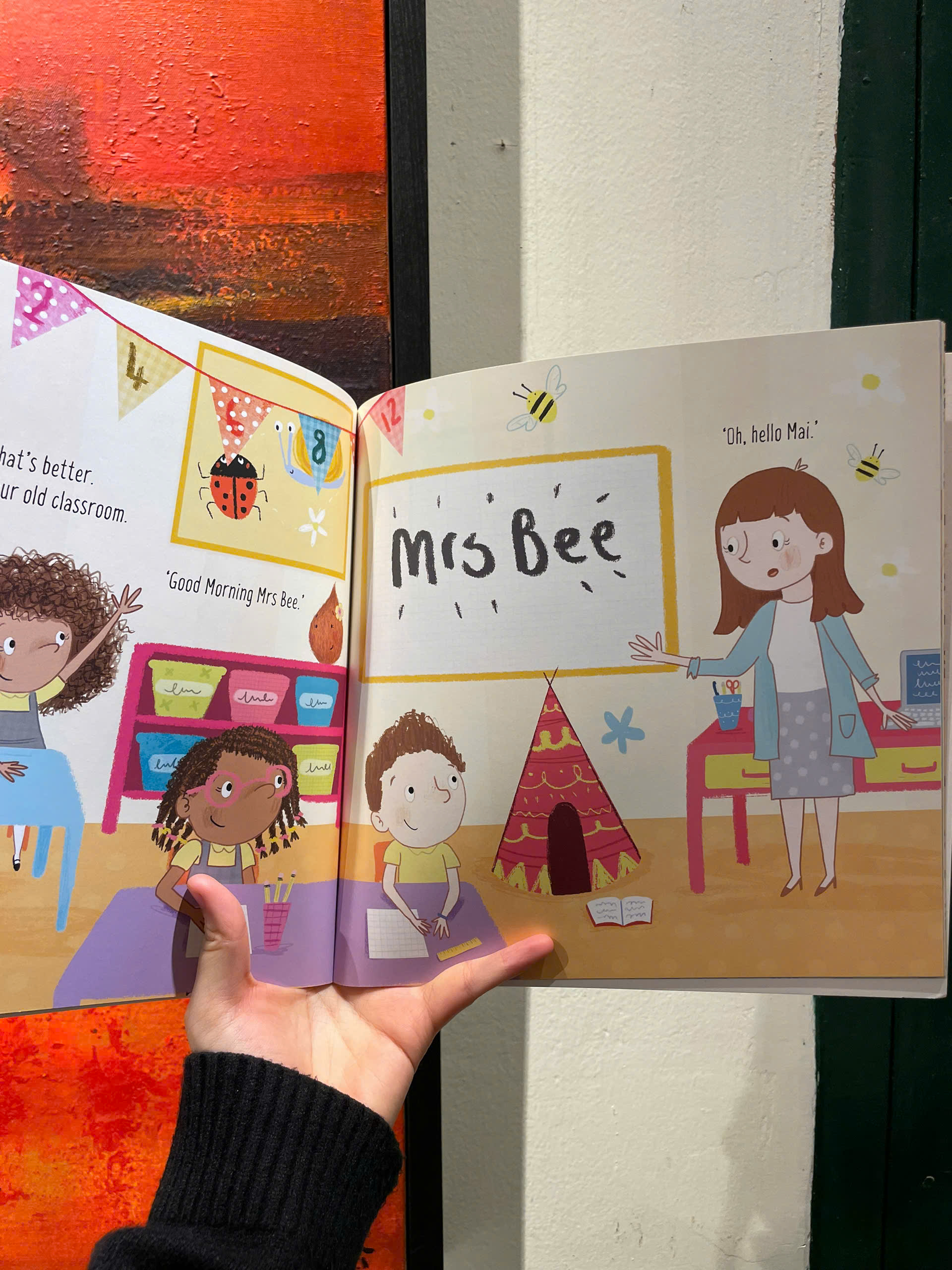 Sách - The Mega Magic Teacher Swap by Rochelle Humes - Picture Books