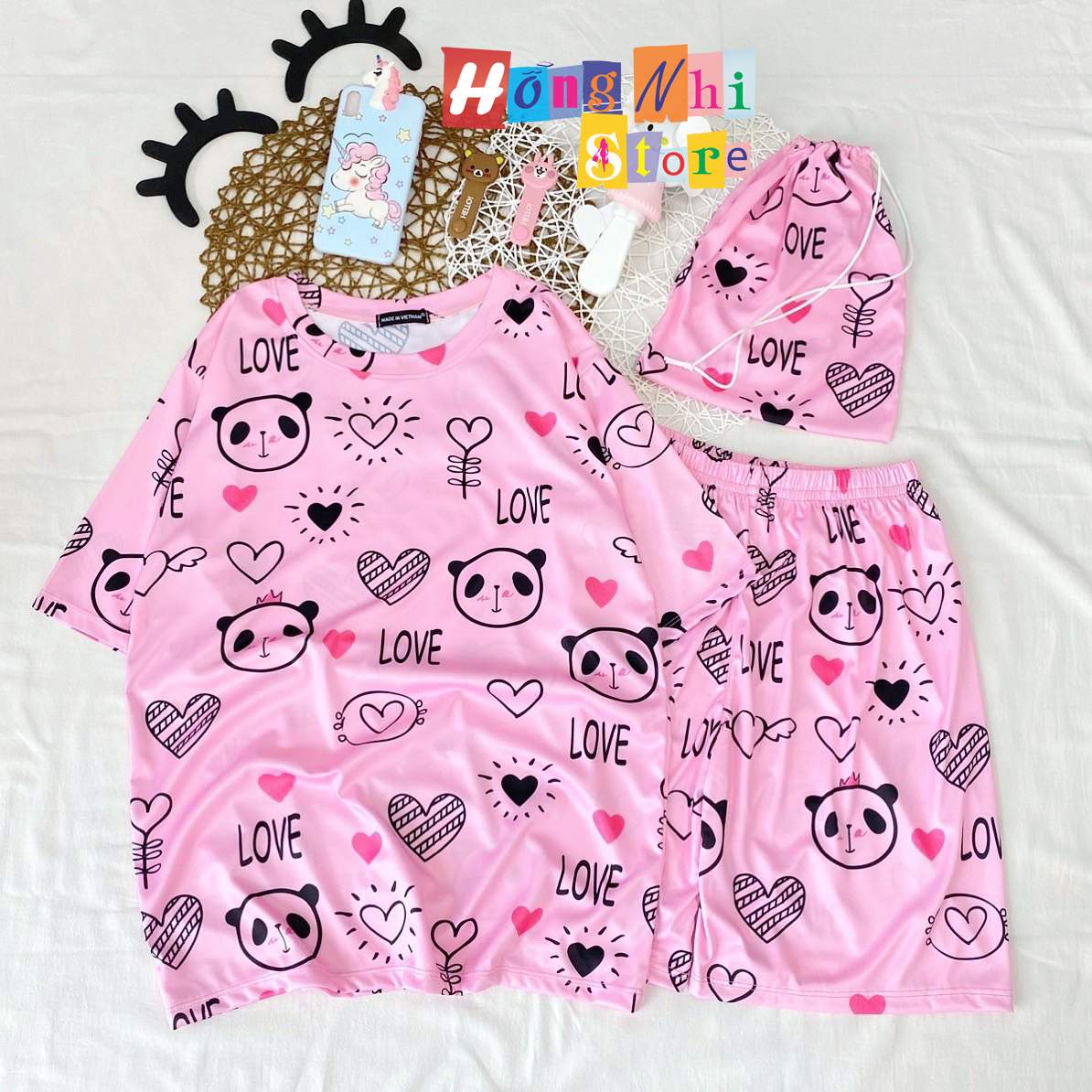 Bộ Thun Ngủ Hoạt Hình Tay Lỡ Kèm Túi Vải Phối Quần Short Oversize Ulzzang Dáng Rộng - MM