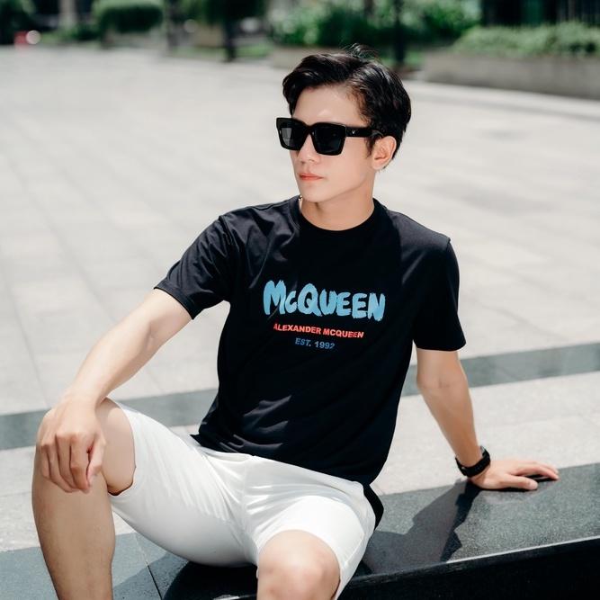 Áo thun đen in chữ xanh tay ngắn cổ tròn BLACK TEE vải cotton xuất xịn chuẩn fom TSBLT0008