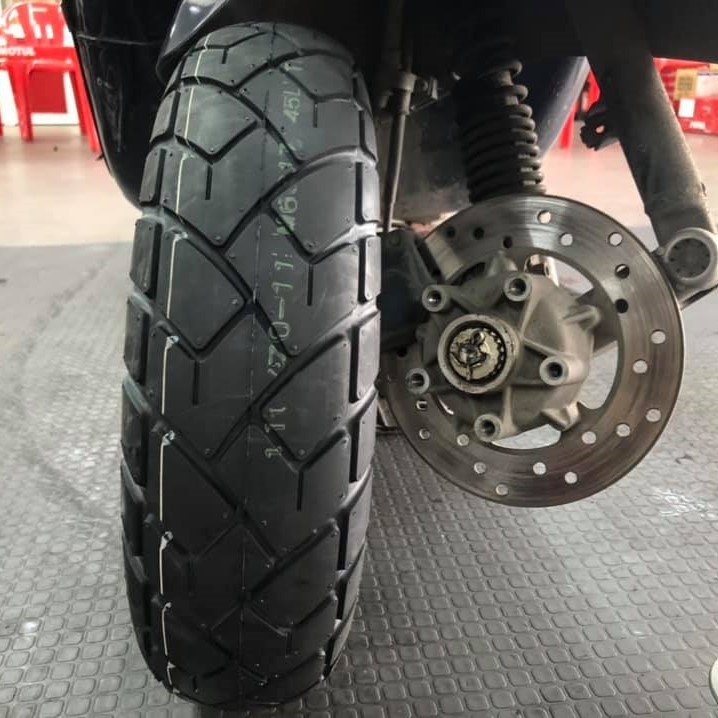 Vỏ Maxxis gai M6017 size (110/70-11 - 120/70-11) dành cho Vespa Primavera, LX