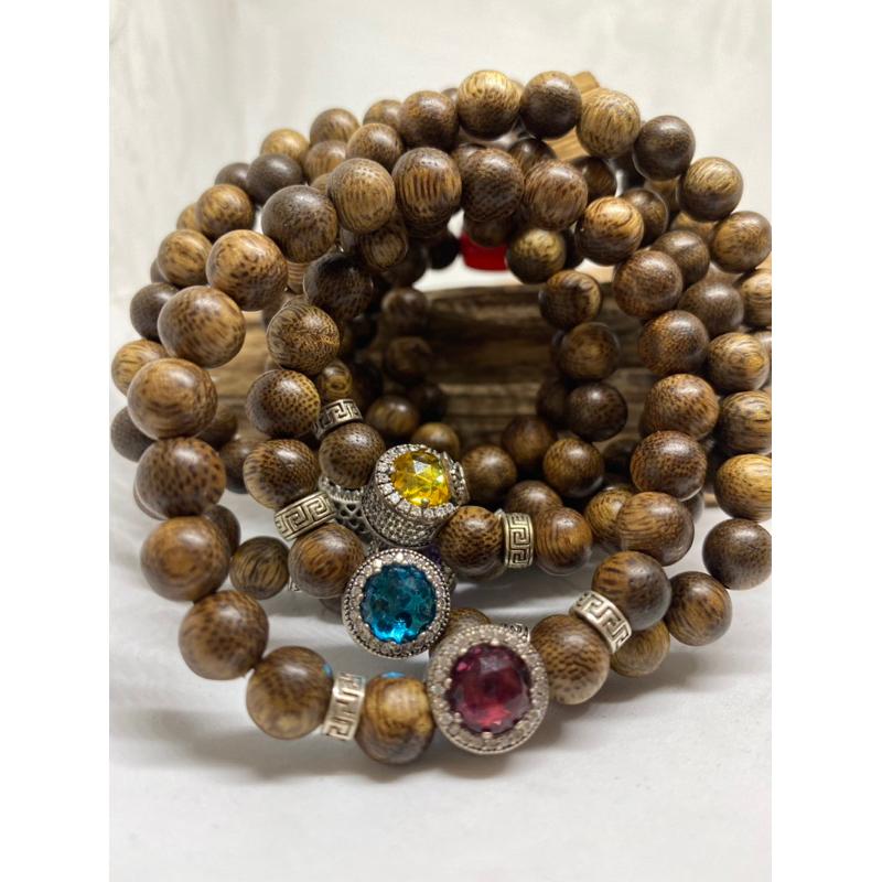 Vòng trầm hương mix charm đá