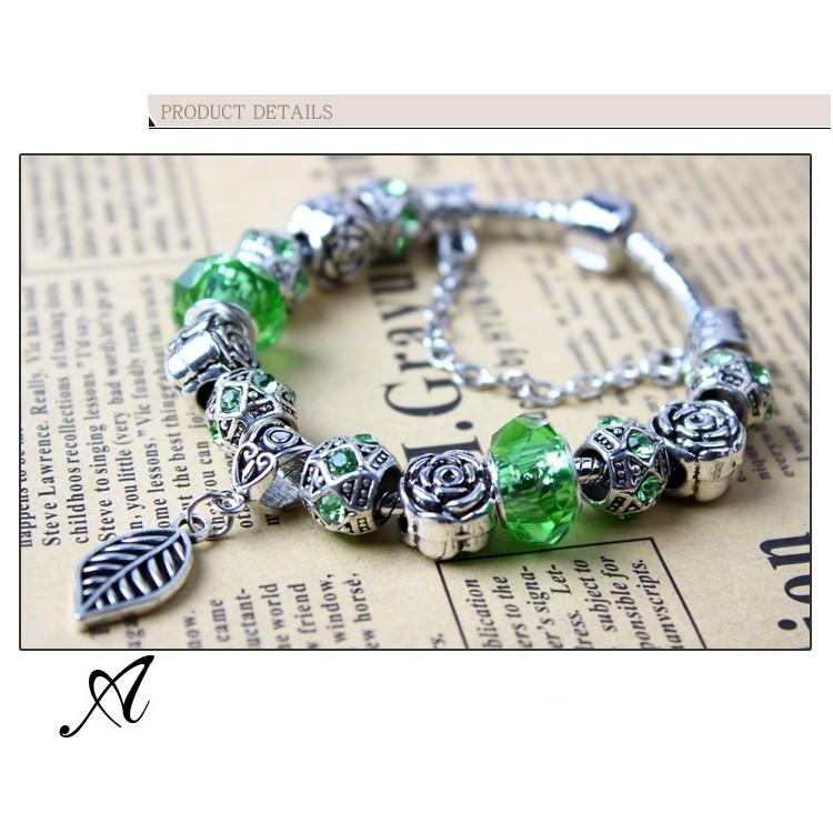Vòng tay charm chiếc lá