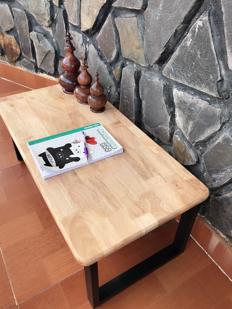 Bàn ngồi bệt gỗ cao su chân săts gấp gọn (60*120 cao 32cm) mặt bàn bo cạnh, bo gốc
