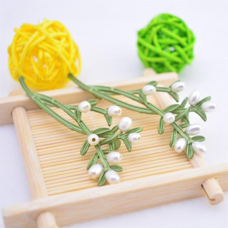 Cài áo thời trang cành hoa phối hạt 3D xinh xắn GC206