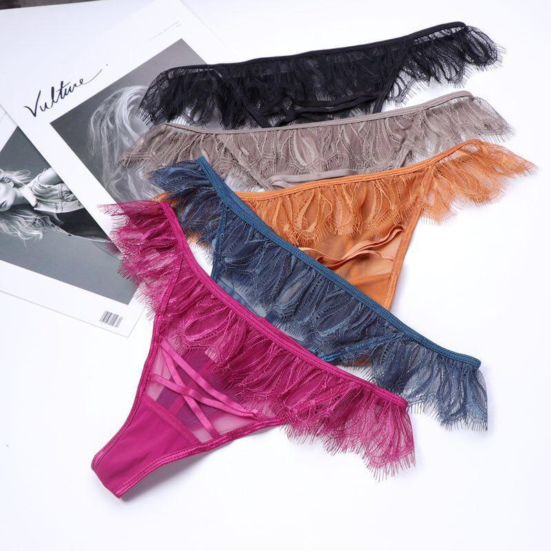 Quần lót lọt khe viền ren
