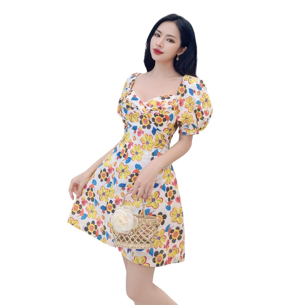 RECHIC Đầm ngắn Anjelica cổ vuông xếp ly ngực dịu dàng nữ tính phù hợp đi dạo phố