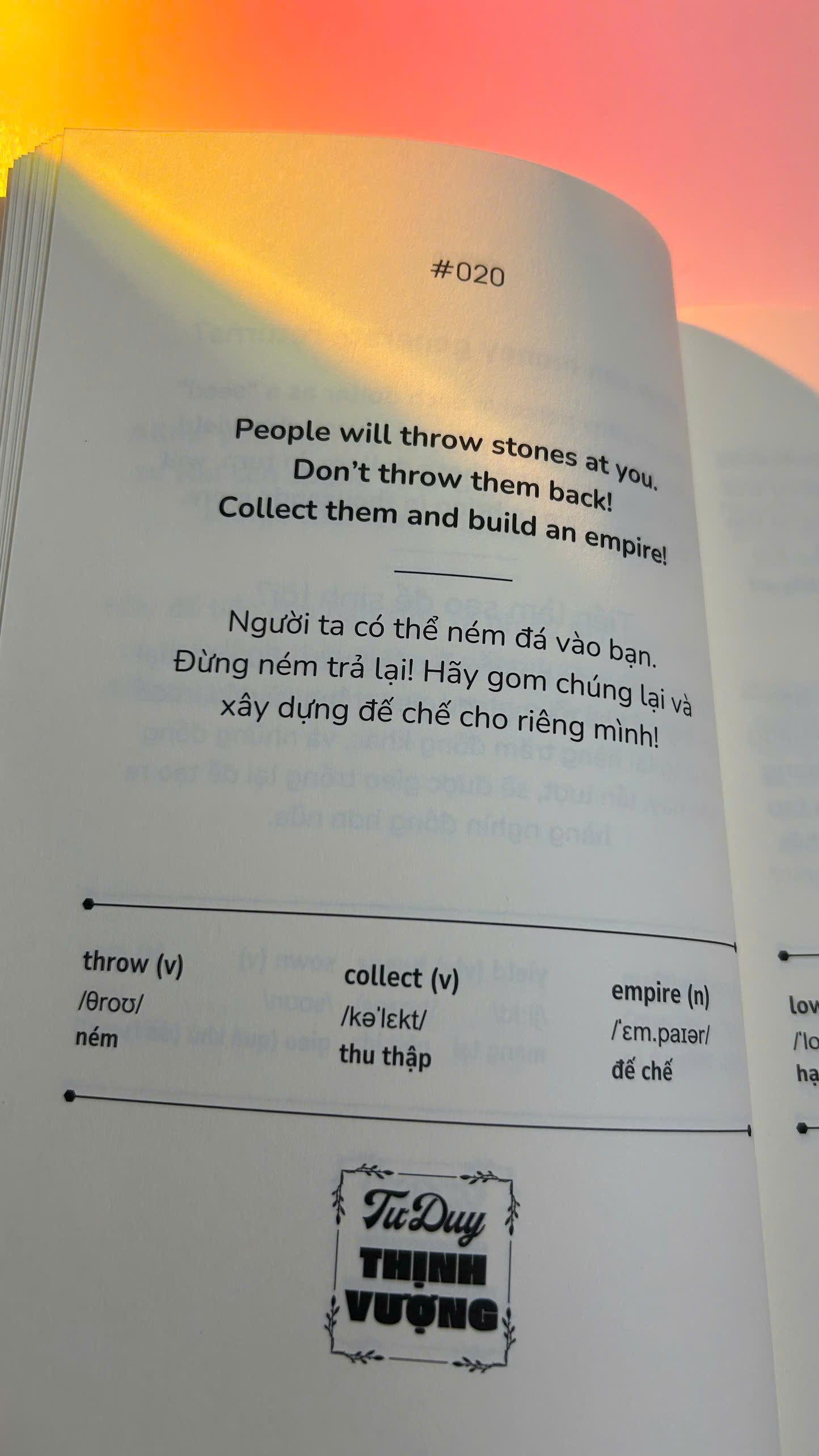 Bộ 2 Sách Trích Dẫn Song Ngữ Anh Việt Tư Duy Thịnh Vượng – Vừa Học Tiếng Anh Vừa Chữa Lành Tâm Hồn– Smart English