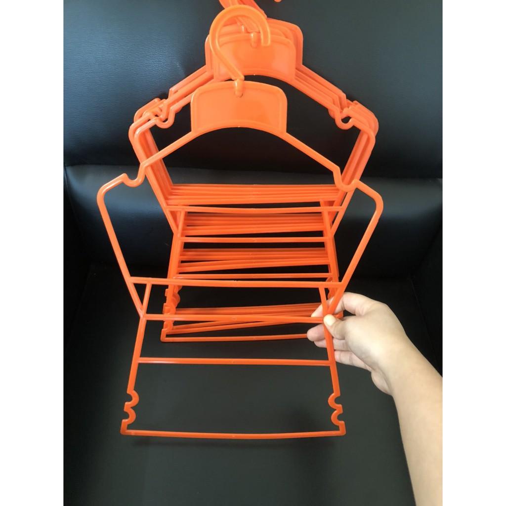 Móc treo quần áo trẻ em, móc bộ trẻ me size to 3-6 tuổi