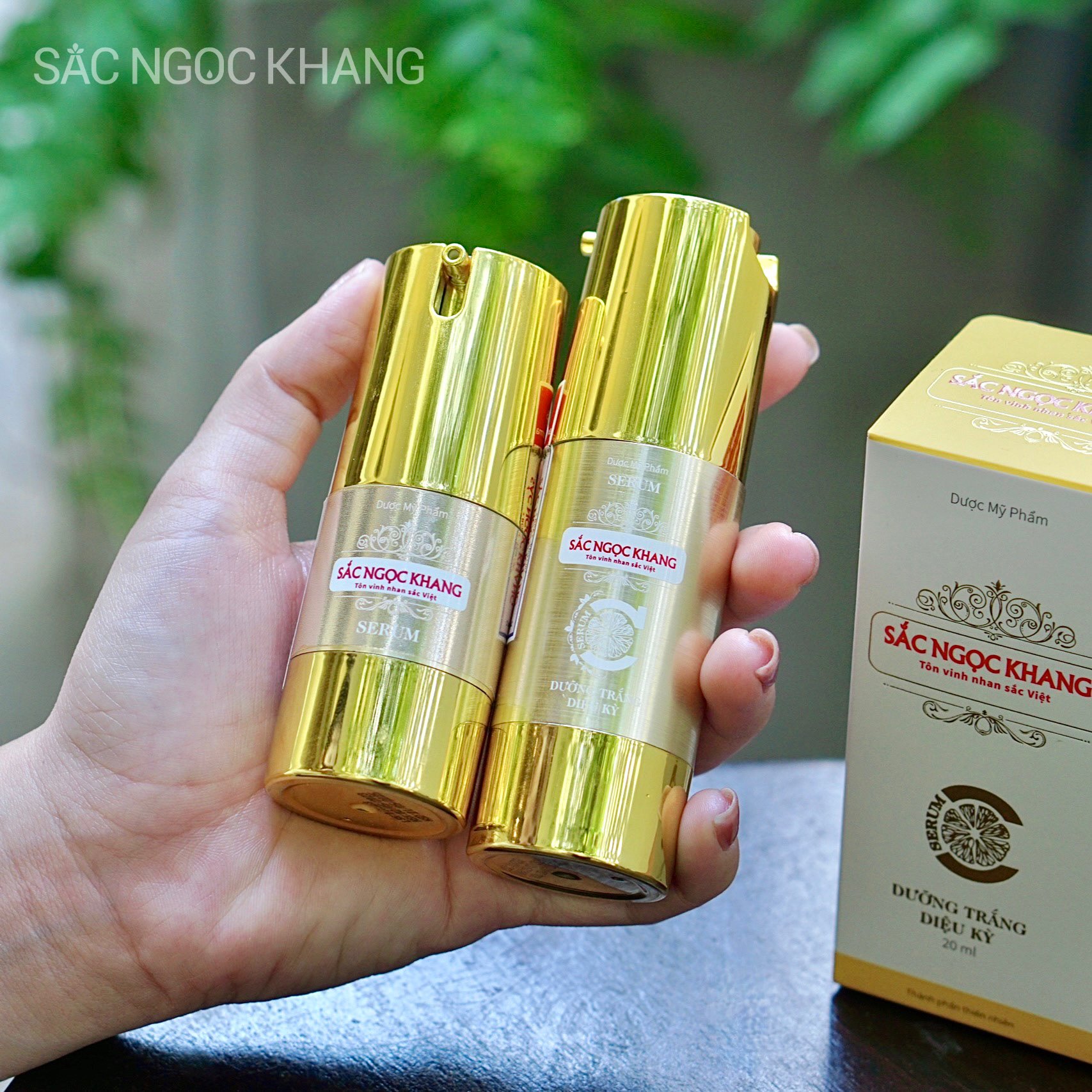 Bộ đôi cấp ẩm, dưỡng trắng da Sắc Ngọc Khang: Serum C dưỡng trắng 30ml + Kem dưỡng da ban đêm 30g