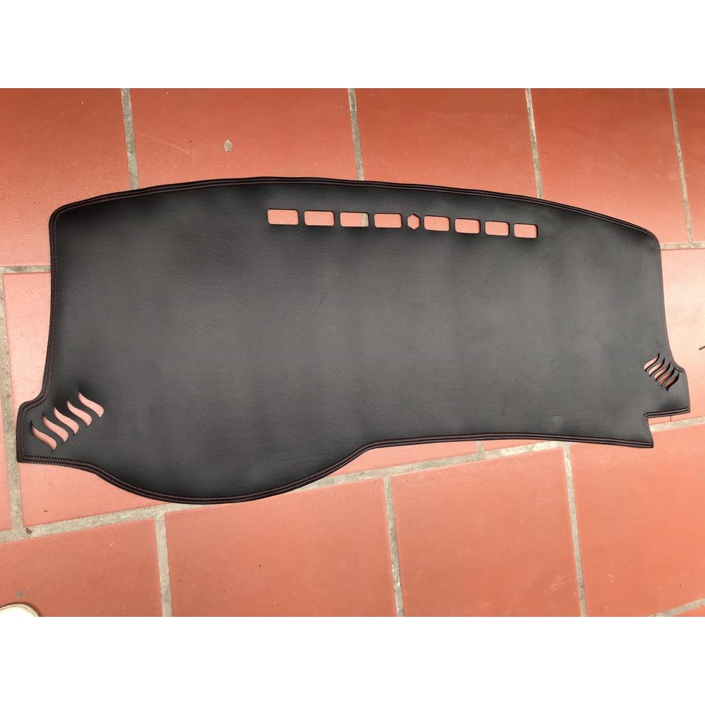 Thảm taplo da vân carbon cao cấp xe Xpander 2019 - 2022