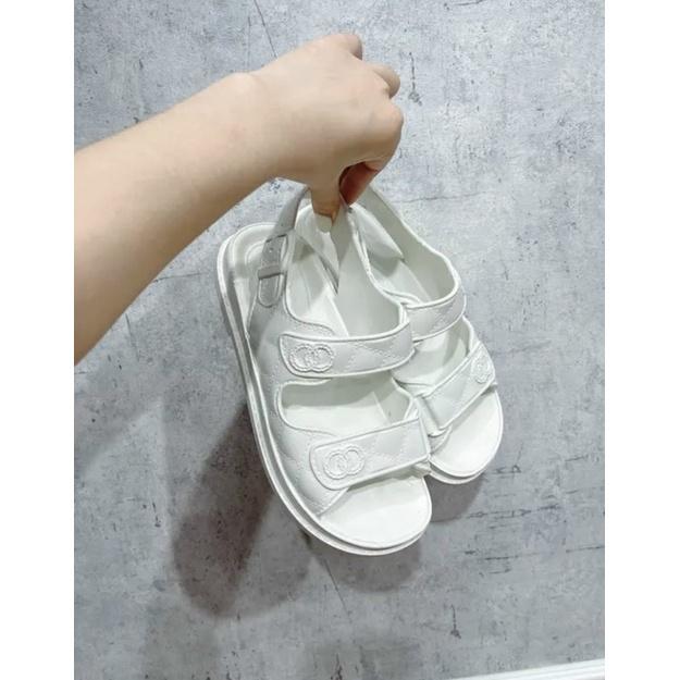 Sanđal Nhựa Vòng Dẻo Mềm