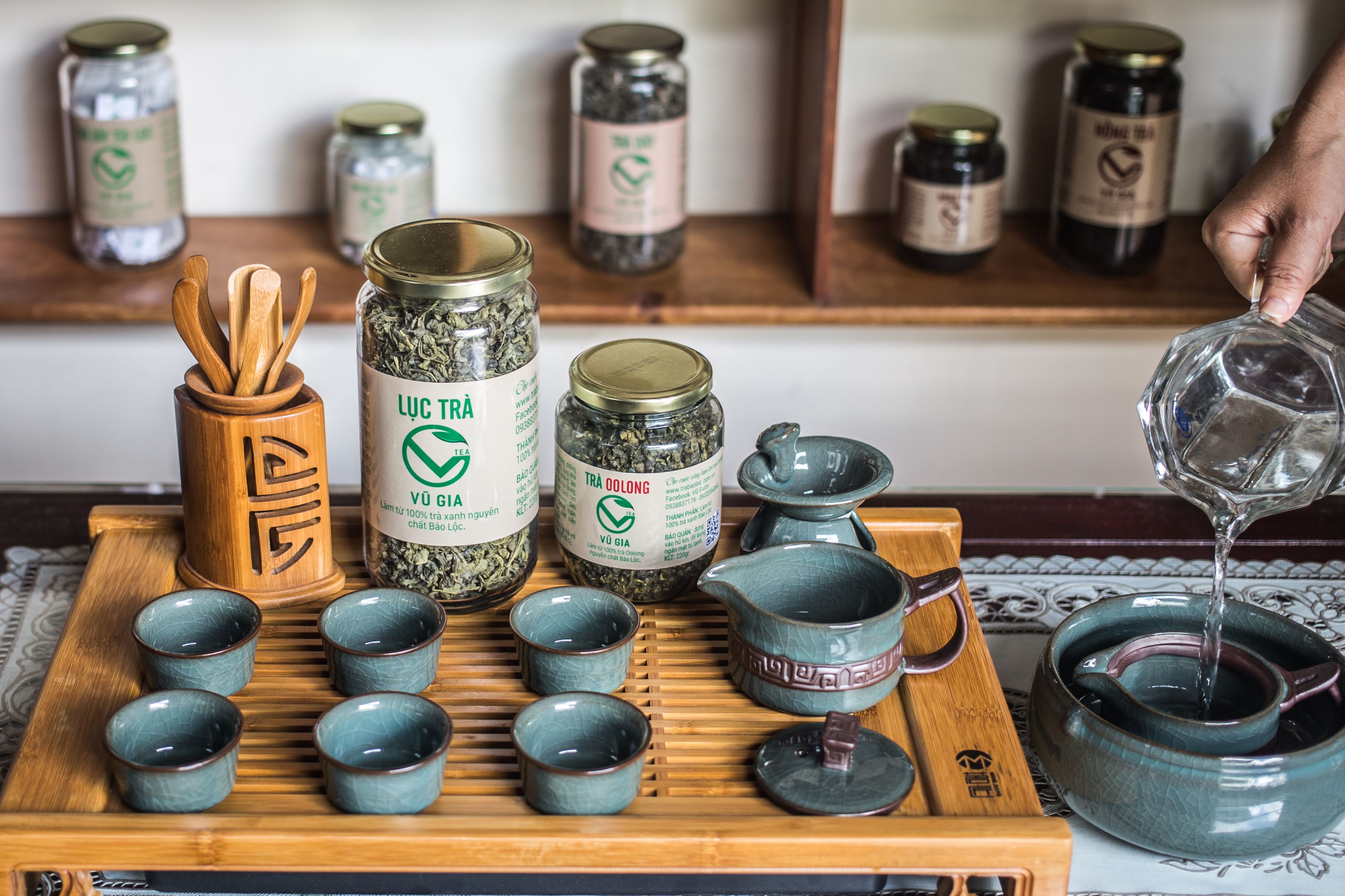 Trà Oolong Nguyên Chất Bảo Lộc Vũ Gia + Tặng 5 Túi Lọc Đựng Trà - Nấu trà sữa, điều trị tiểu đường, giảm cân an toàn