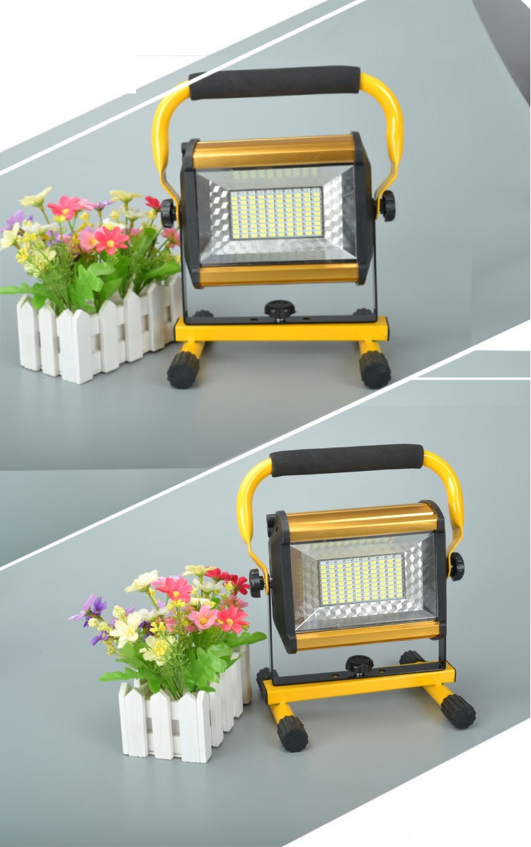 Đèn led siêu sáng sạc điện tích hợp 3 chế độ sáng tăng dần và 1 đèn nháy báo SOS công suất 100W