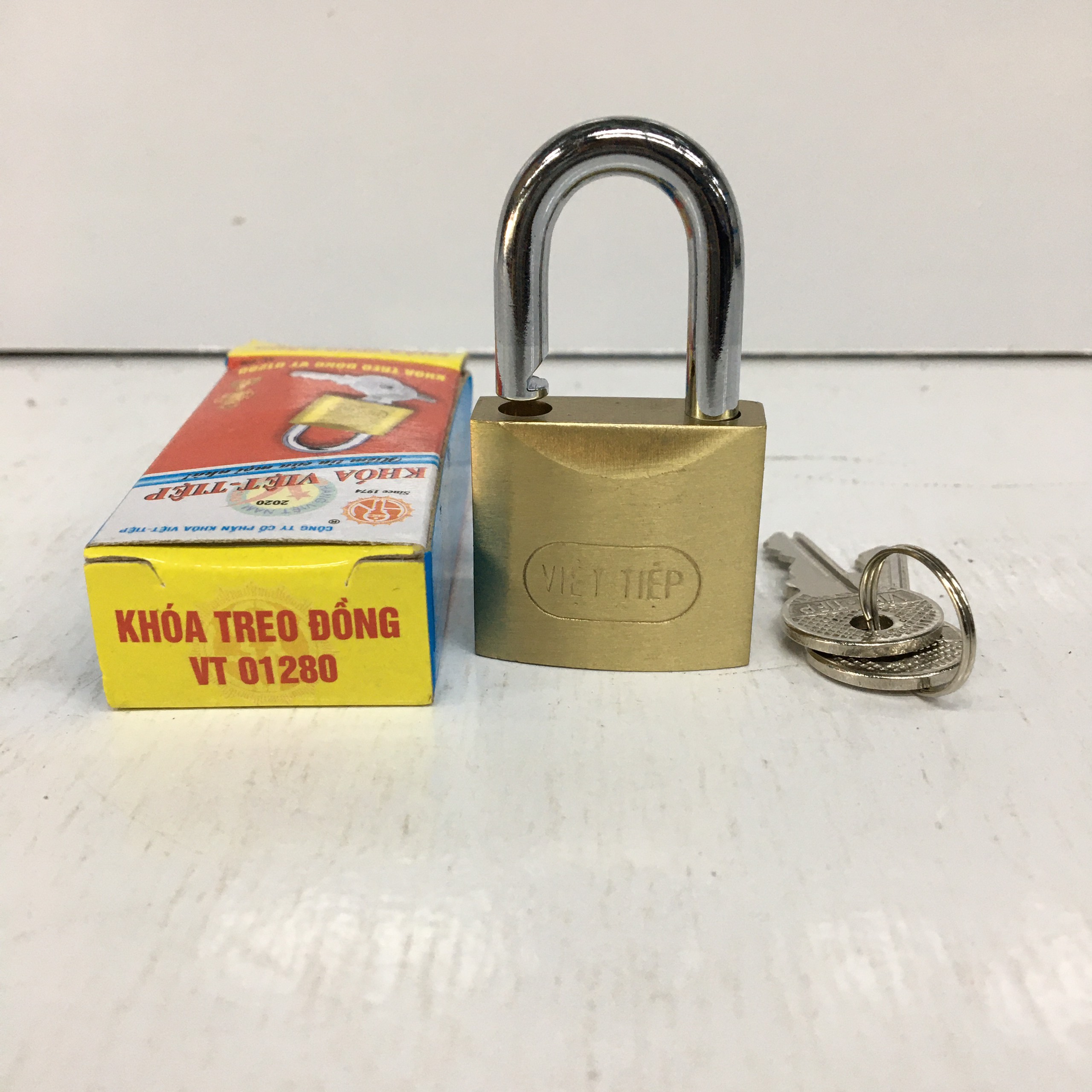 Khoá treo đồng bấm Việt - Tiệp Cao cấp - Chống trộm | Mã SP: 01280