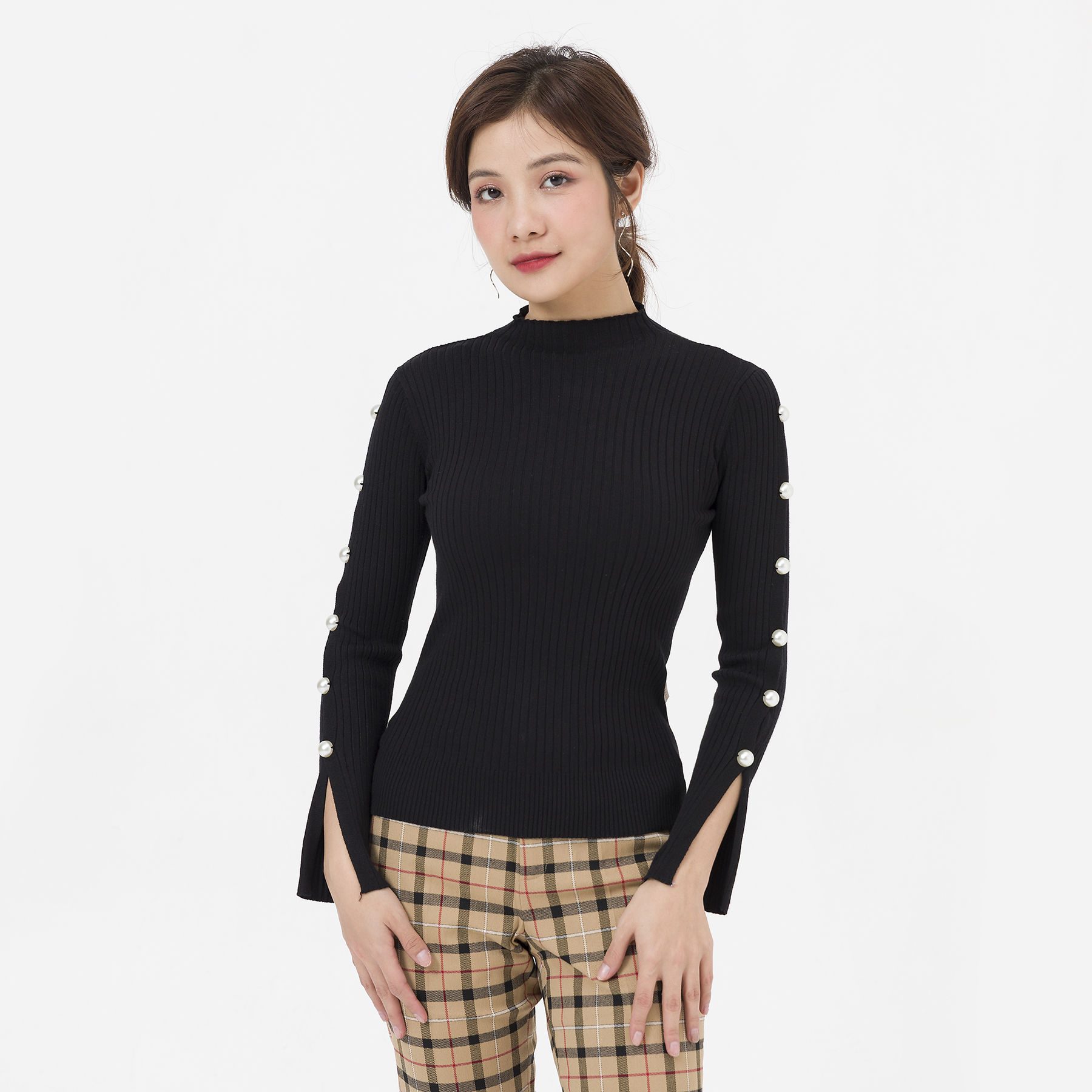 Áo len tay đính trai LAMER V61W20T012