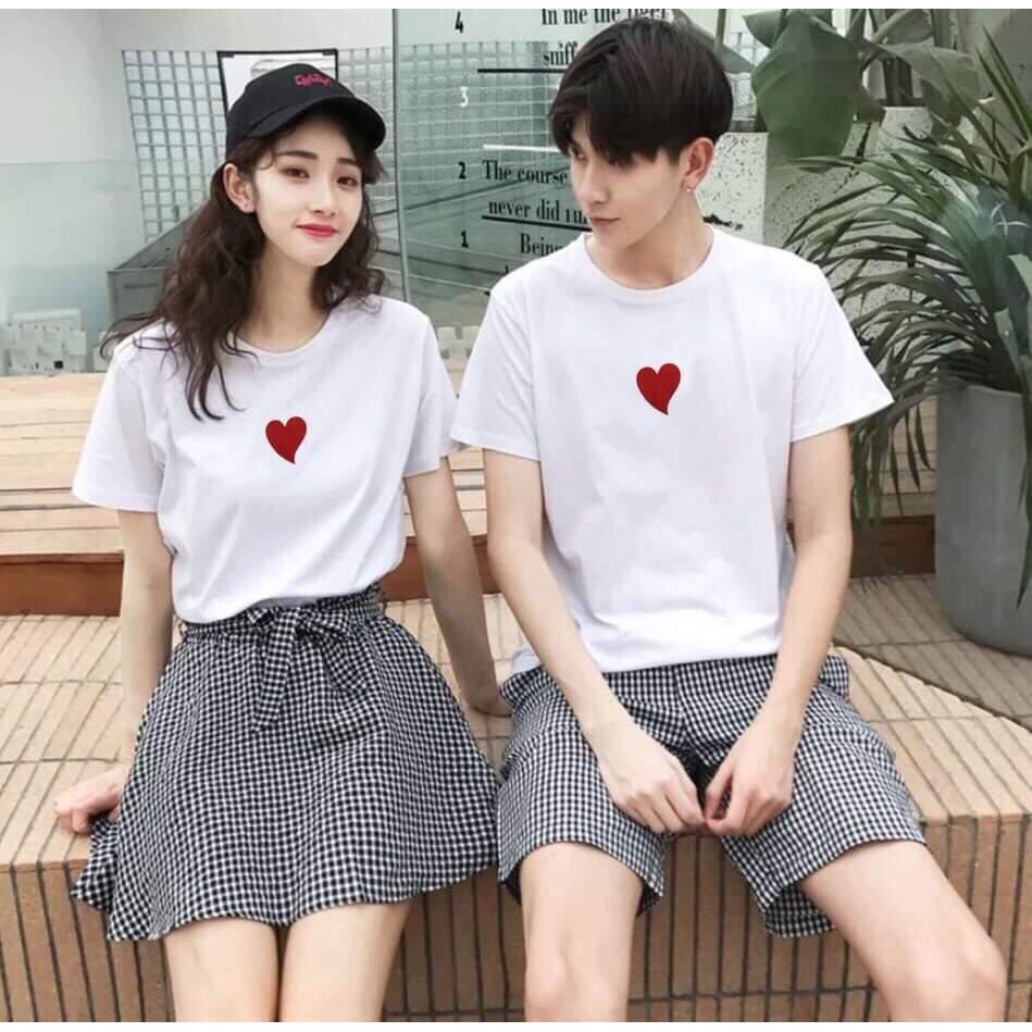 Áo thun cặp đôi nam nữ mẫu trái tim phông unisex thun mềm mịn cổ tròn tay ngắn màu trắng AC105T | SG