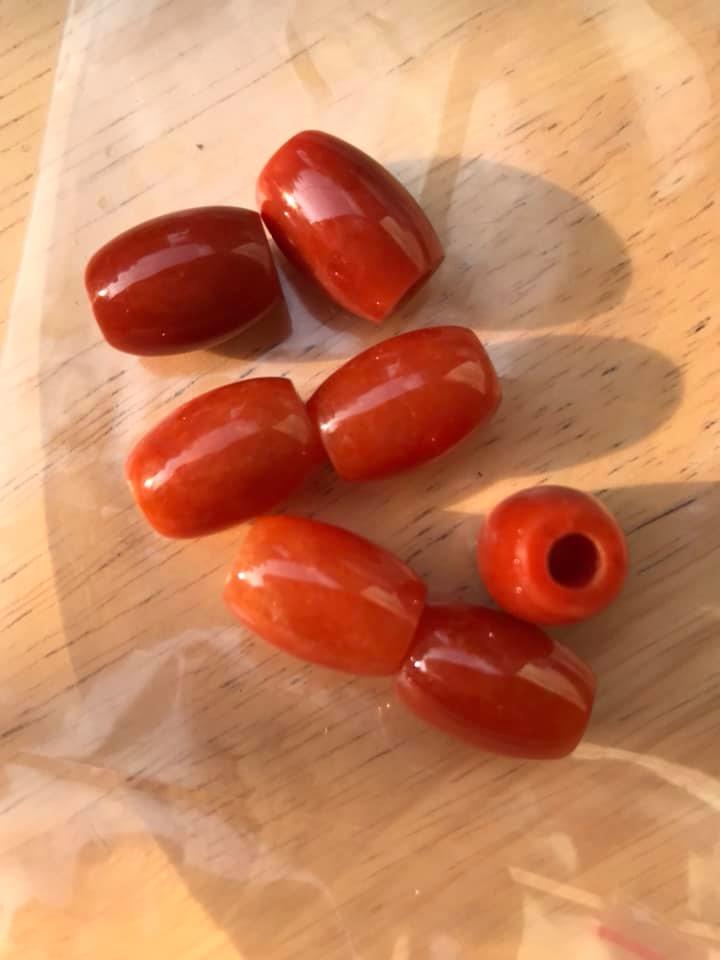 HẠT LU ĐÁ CẨM THẠCH TỰ NHIÊN ĐỎ CAM BÓNG ĐẸP LÀM MẶT DÂY CHUYỀN và PHỐI VÒNG TAY NỮ MỆNH HỎA THỔ Size HẠT LU Dài 16mm x dầy 12mm