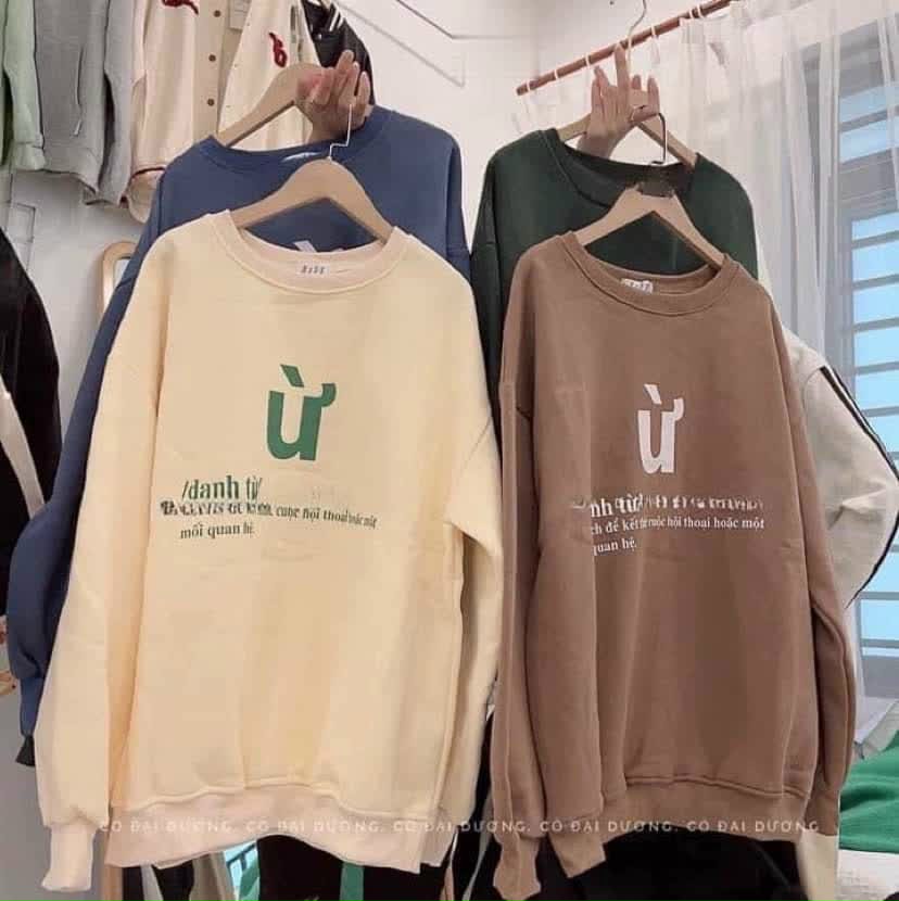 Áo Sweater Ừ Form Rộng Tay Phồng Unisex, Áo Nỉ Hottrend In Chữ Ừ, Áo Sweater In Chữ Thái-Áo Nỉ cổ Tròn From Rộng Unisex Mặc Đơn, Áo Khoác OVERSIZE FRIENDSFOREVER Ừ ZIP HOODIE