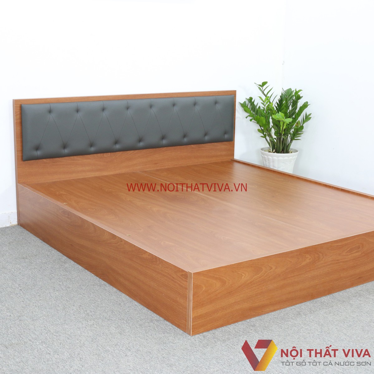 Giường Ngủ Gỗ MDF Melamine Màu Xoan Đào Có Đầu Nệm Đen Đẹp