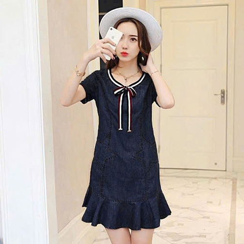 Đầm Jean Nữ Form Xòe Ngôi Sao Phối Dây Cổ Viền Màu