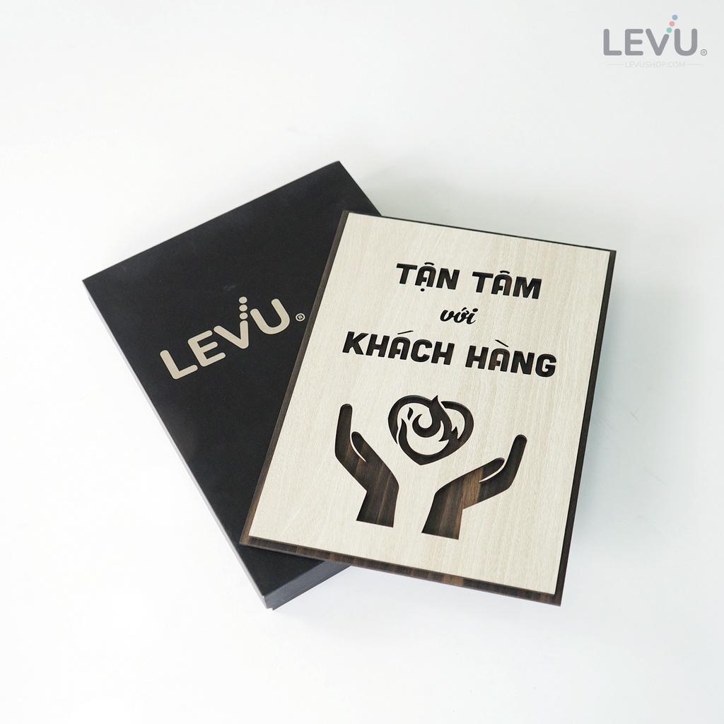 Tranh khẩu hiệu công ty LEVU LV134 "Tận tâm với khách hàng"
