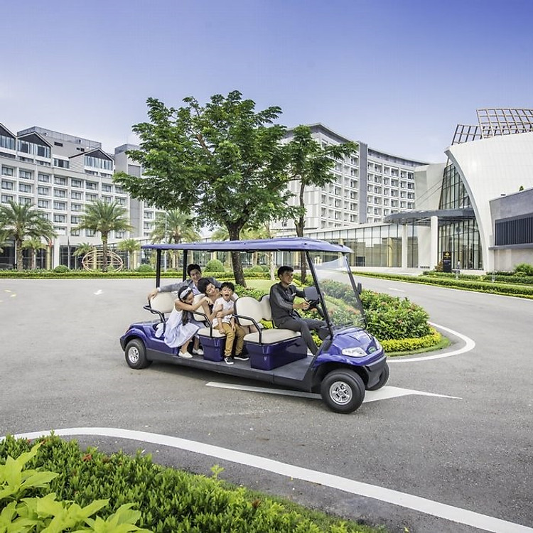 Gói 4N3Đ Radisson Blu Resort 5* Phú Quốc - Buffet Sáng, Xe Đón Tiễn Sân Bay, Hồ Bơi, Bãi Biển Riêng, Dành Cho 02 Người Lớn Và 02 Trẻ Em Dưới 12 Tuổi