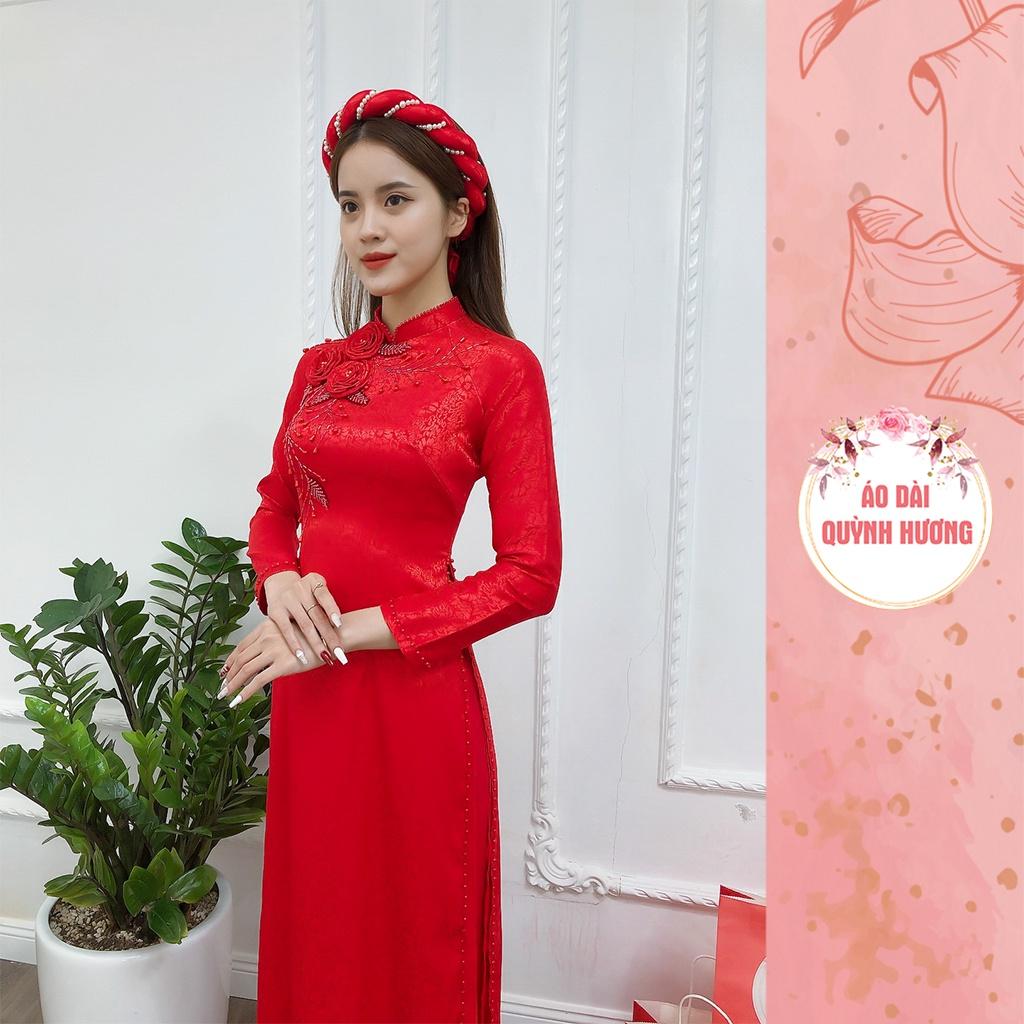 Áo dài truyền thống, áo gấm tơ 4 tà màu đỏ đính hoa thủ công