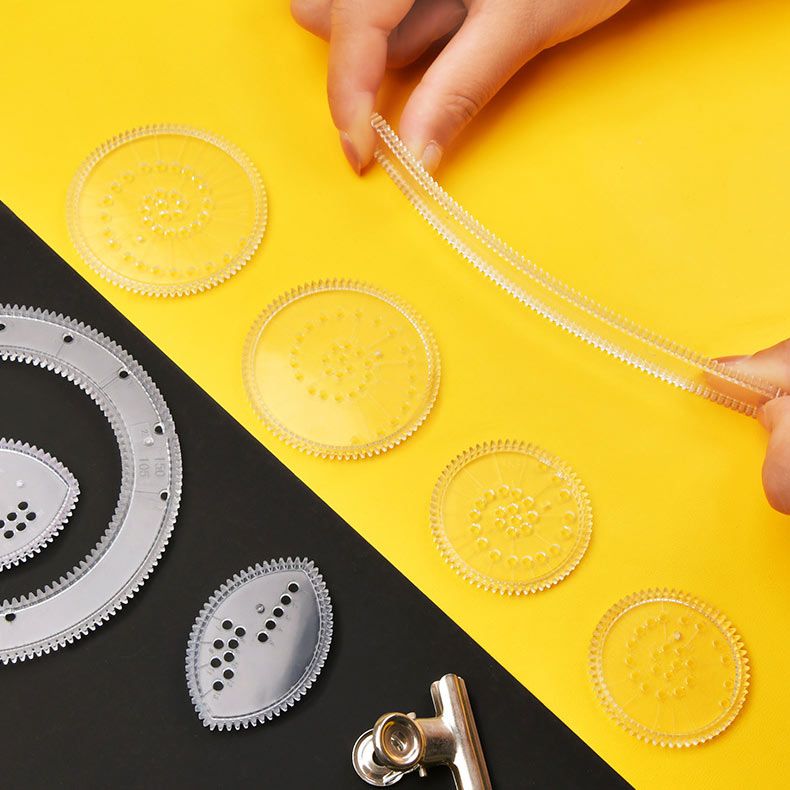 QUÀ TẶNG CHO NỮ BỘ THƯỚC VẼ HỌA TIẾT - THƯỚC VẼ SÁNG TẠO (SPIROGRAPH)