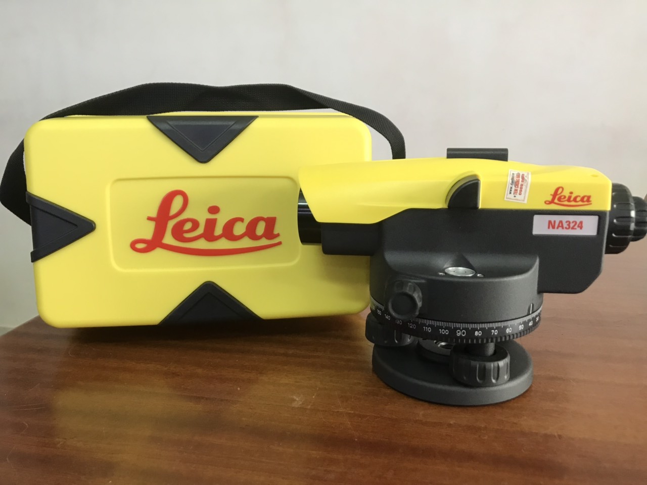 MÁY THỦY BÌNH TỰ ĐỘNG LEICA NA324 CHÍNH HÃNG