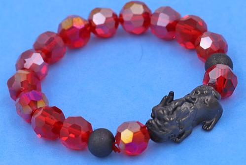 Vòng tay Pha Lê Cắt Giác Đỏ 10 ly mix Tỳ Hưu Inox 2 Bi VFLGOTHTRHB10 - Vòng tay thời trang phong thủy